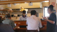 P4570983