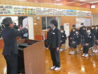 ２年代表