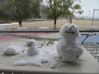 ３年教室雪だるま (1)