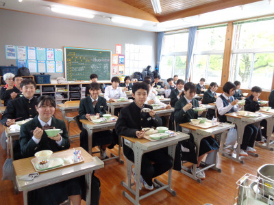 ３年給食